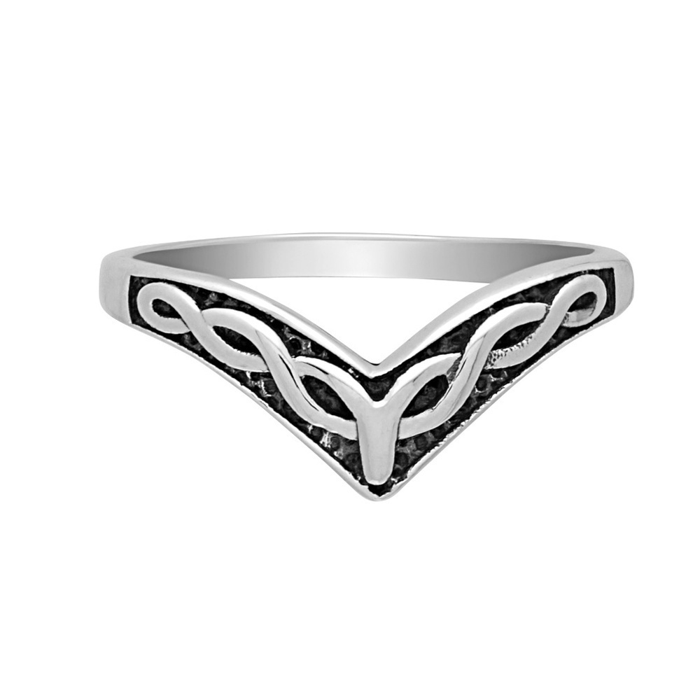 Sterling Silver Celtic V-Band Ring – Size 8 (Sample Piece)